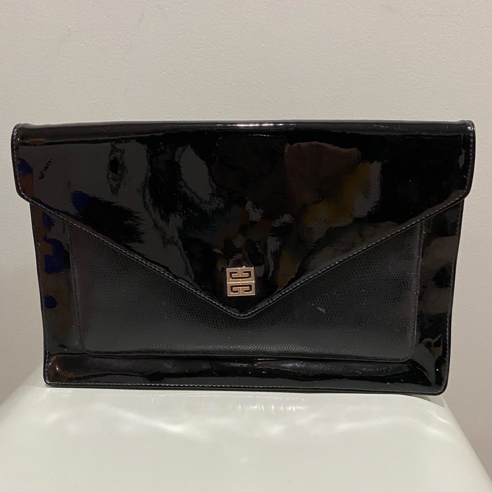 GIVENCHY VINTAGE CLUTCH BLACK PATENT LEATHER